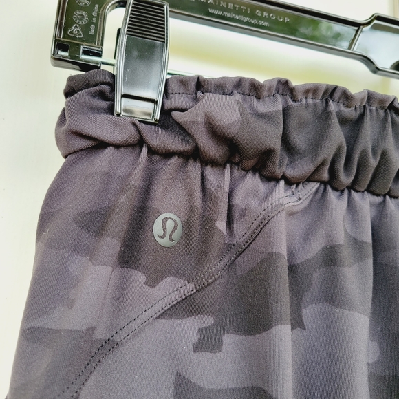Lululemon Stretch High-Rise Jogger Full Length Heritage 365 Camo Deep size 6 - Picture 7 of 16